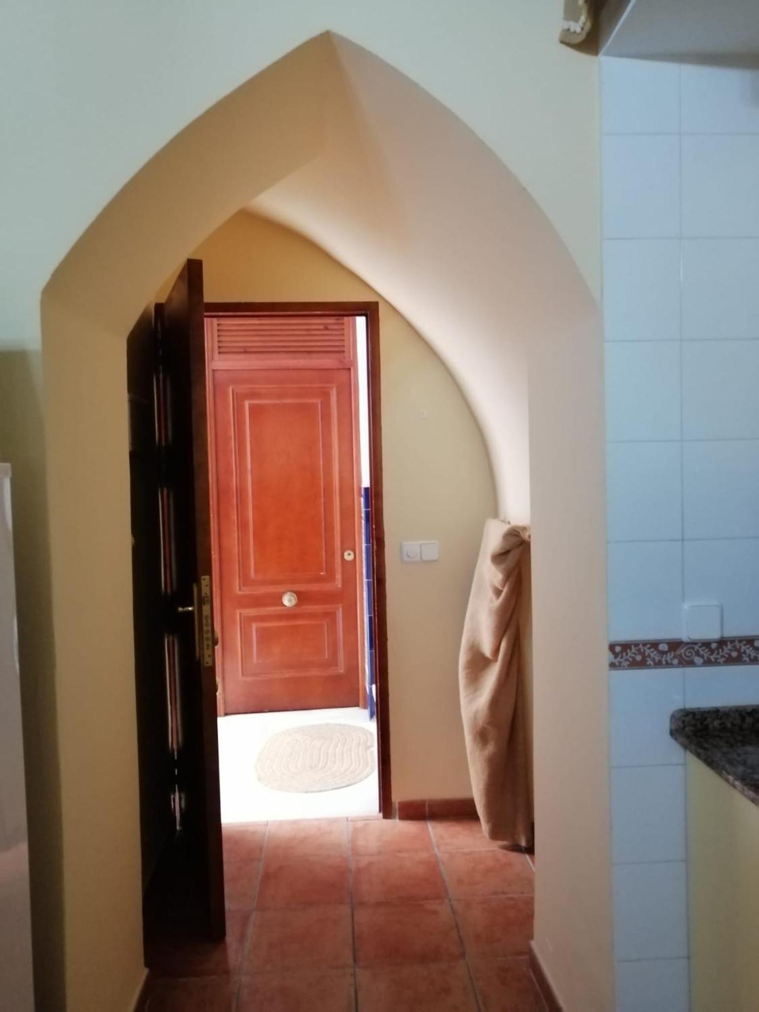 Apartamento Centro Кадис Екстериор снимка